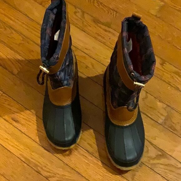 Tommy Hilfiger snow/rain boots . - Picture 2 of 8